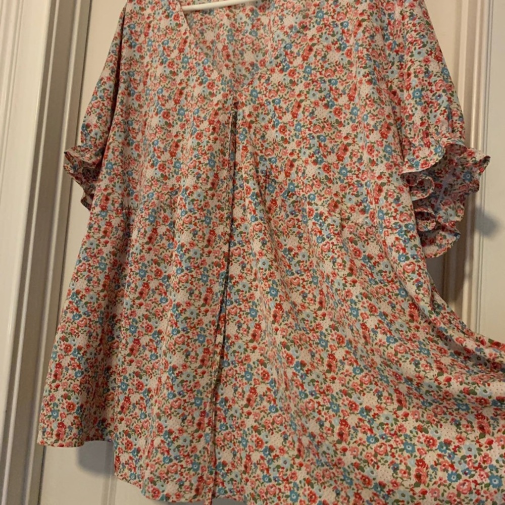 SHEIN curve floral shirt